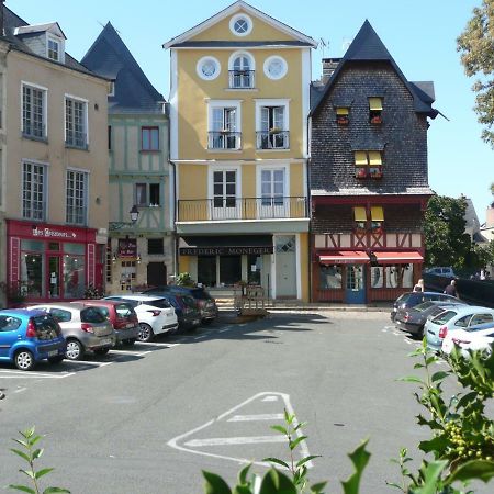 Charmant Studio Vieux Mans / Centre Le Mans Buitenkant foto